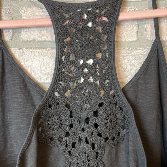 NWT Aerie cropped gray tank top crochet back size XL - Picture 5 of 10